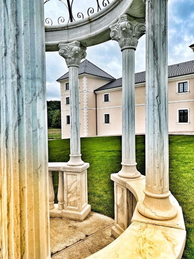 Chateau Sanov Sanov  Exterior foto