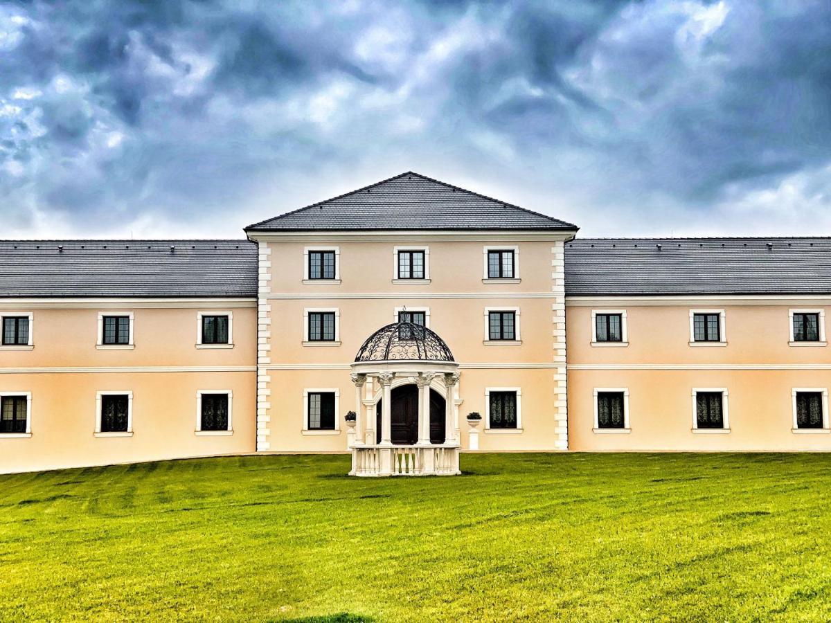 Chateau Sanov Sanov  Exterior foto